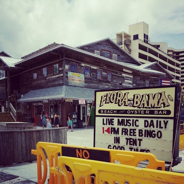 About to try some oysters on the half she'll at Flora-Bama oyster bar. #HalfShell #Flora-Bama #OrangeBeach #SaltLife #SaltWaterLife