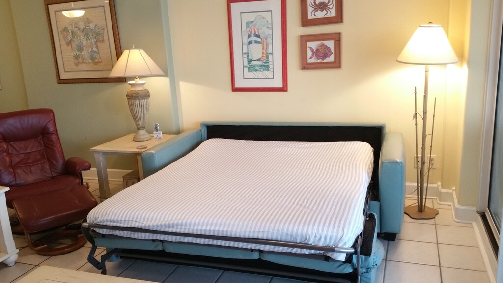 Queen size sleeper sofa